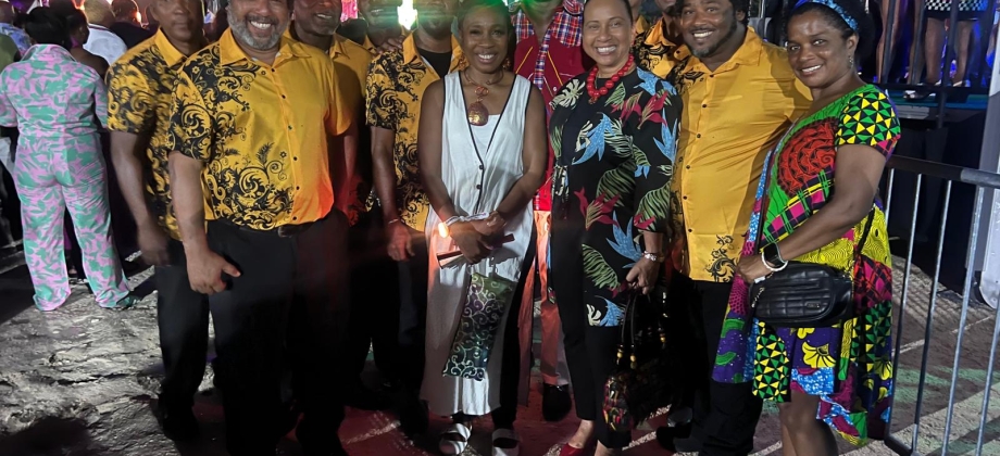 El Grupo CREOLE en CARIFESTA XV participó en el mayor festival cultural del Caribe en Barbados